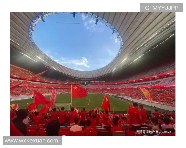 西安足球明星赛盛大开启球迷齐聚见证足球传奇对决