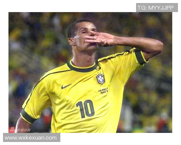 足球明星乔科尔宣布退役传奇生涯画上完美句号