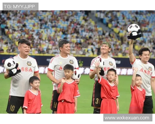 足球明星单页设计创意展示与视觉效果提升方案解析